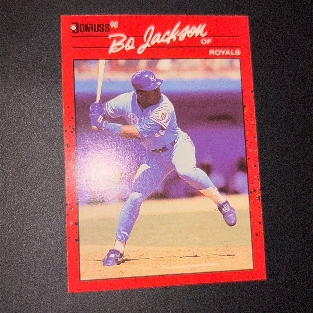 Bo Jackson Donruss 1990 Card
No Dot, Uneven Border & Pink Mark on Front Near Bat